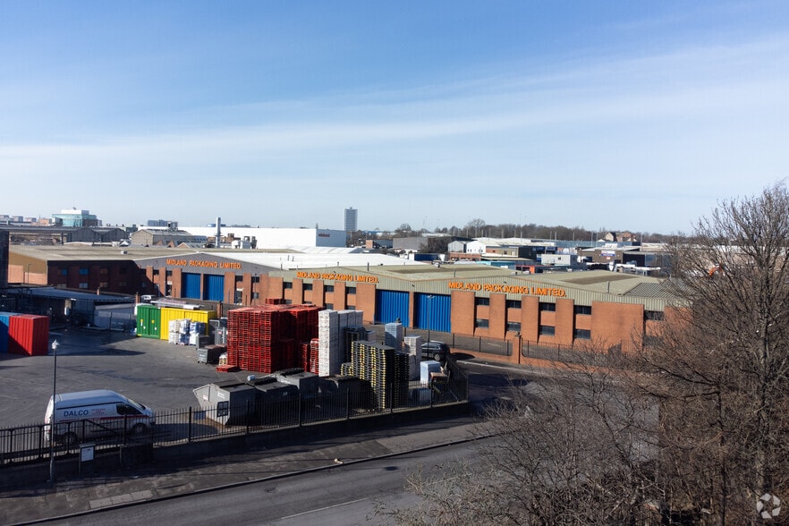 Cheston Rd, Birmingham to rent - Building Photo - Image 2 of 6