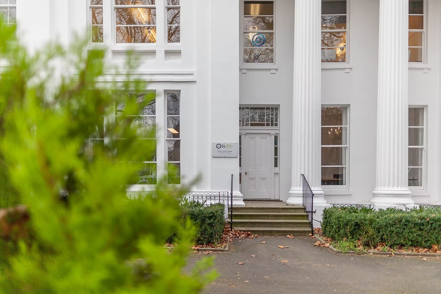 Bayshill Rd, Cheltenham to rent Building Photo- Image 1 of 5