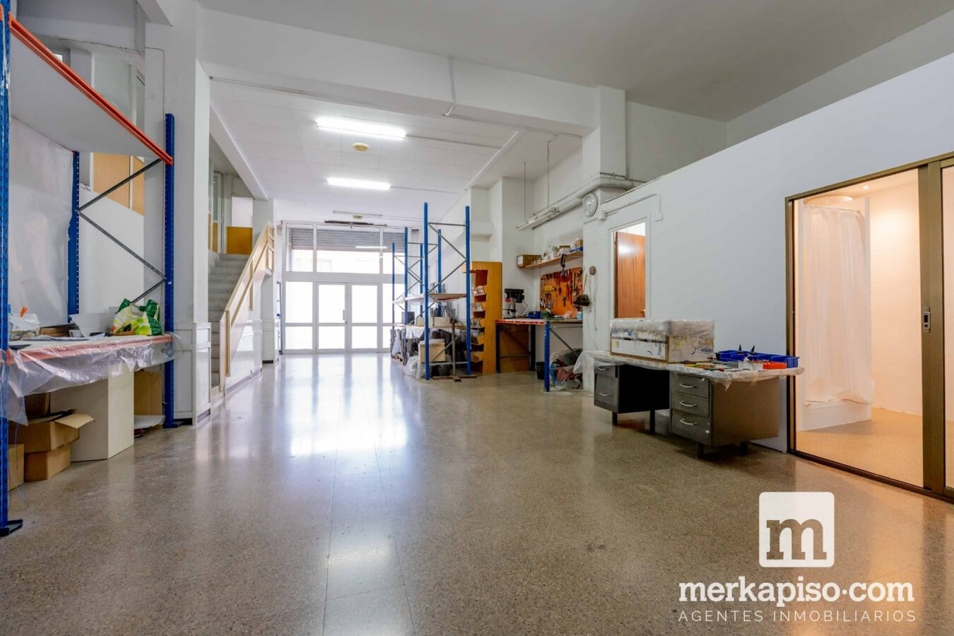Viladecans, BAR 08840 - Unit 1 - - Interior Photo - Image 2 of 11