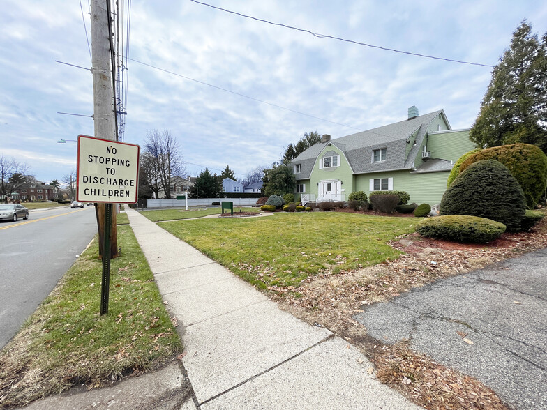 439 Maywood Ave, Maywood, NJ for sale - Building Photo - Image 1 of 1