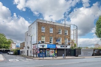 683a Old Kent Rd, London to rent Building Photo- Image 2 of 11