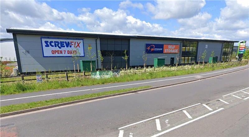 Silkin Way, Telford to rent - Primary Photo - Image 1 of 5