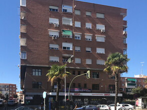 Retail in Alcorcón, MAD for rent Primary Photo- Image 1 of 3