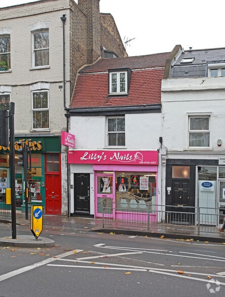224-224A King St, London for sale - Primary Photo - Image 1 of 3