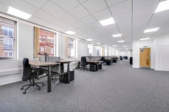 91-95 Southwark Bridge Rd, London to rent Building Photo- Image 2 of 5