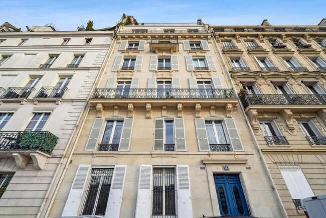 Location Bureaux 120 m²