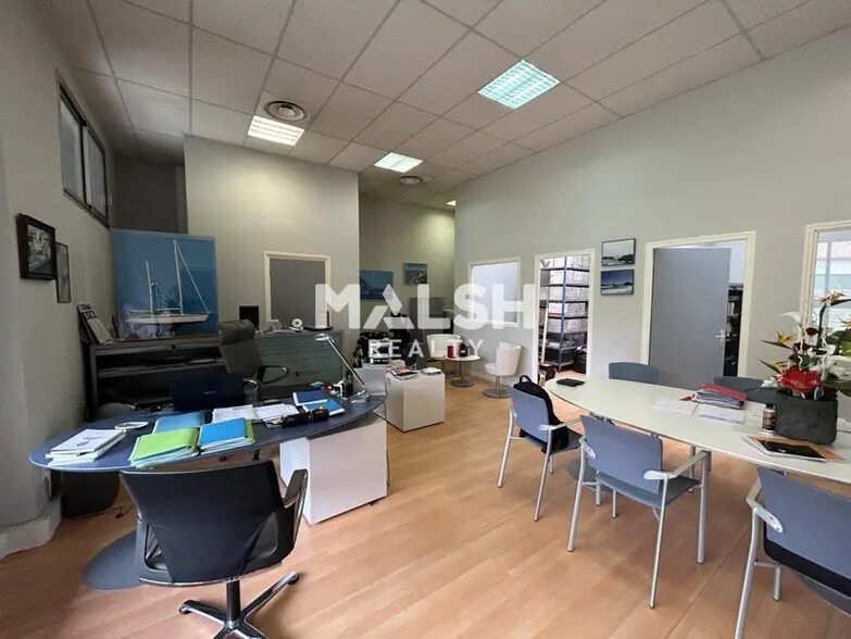 Office in Brignais to rent - Interior Photo - Image 2 of 9