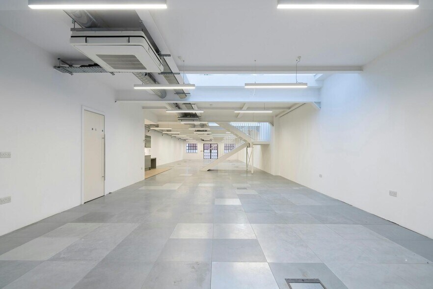 Cremer St, London to rent - Building Photo - Image 2 of 24