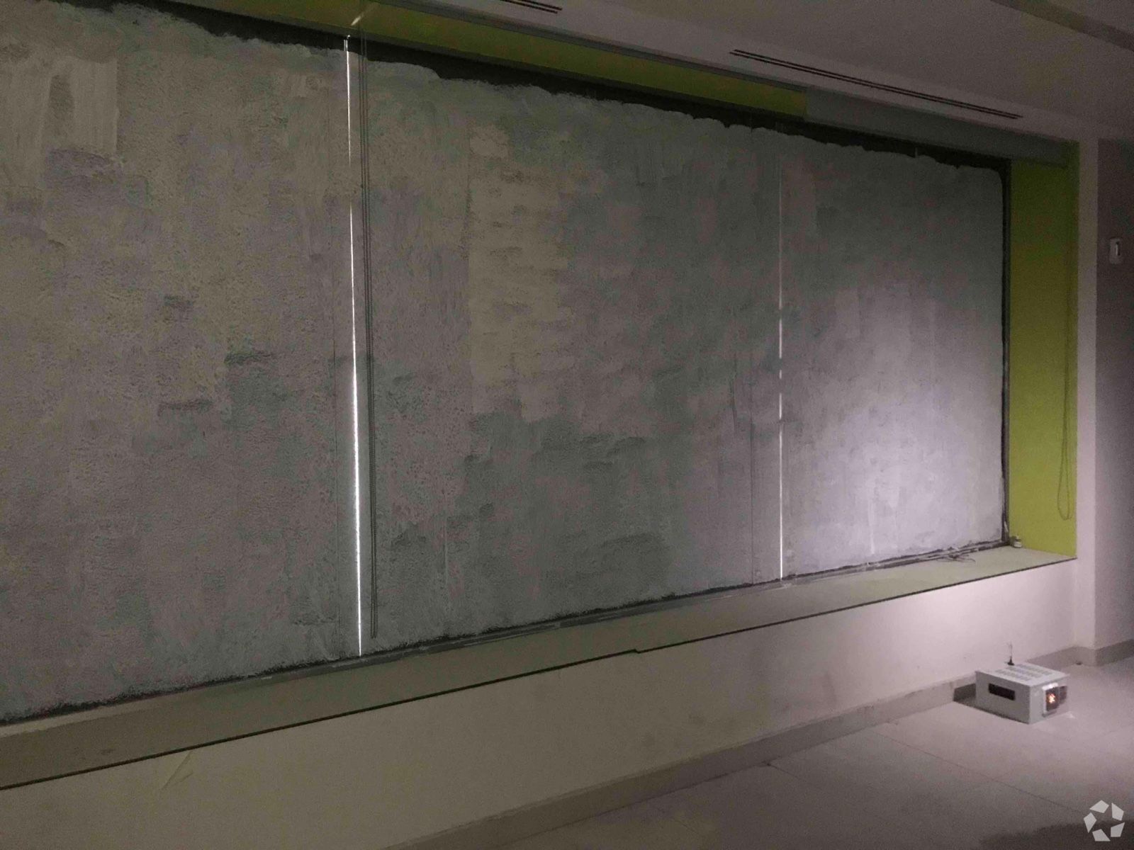 Retail in Madrid, Madrid to rent Interior Photo- Image 1 of 2