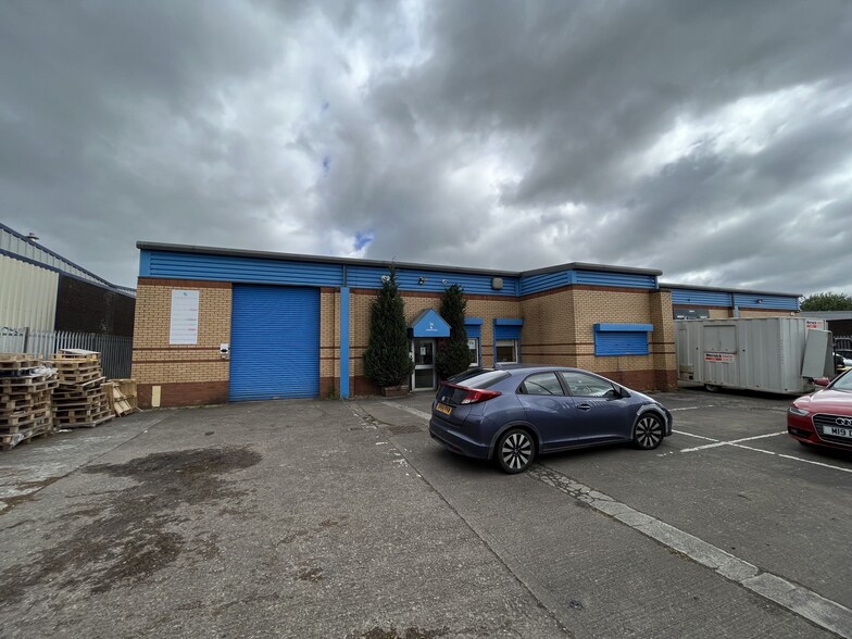 30-34 Loanbank Quadrant, Glasgow to rent - Building Photo - Image 3 of 3