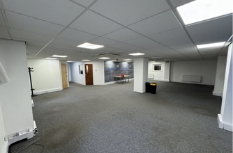 Ripley Dr, Normanton to rent Interior Photo- Image 2 of 2