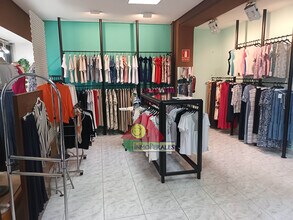 Retail in Madrid, Madrid to rent Interior Photo- Image 1 of 9