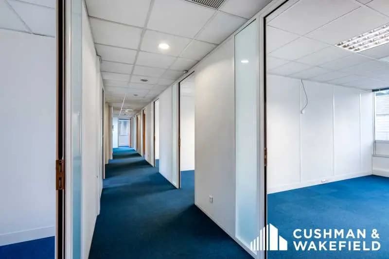 22 Quai Du President Carnot, Saint-Cloud to rent Building Photo- Image 1 of 4