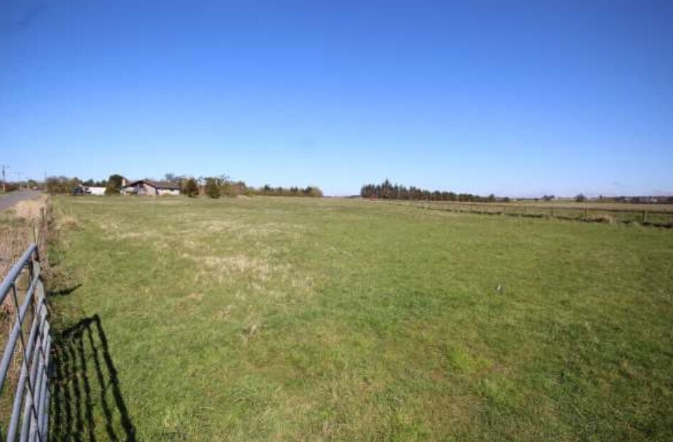 Hard Yards, Mintlaw for sale Building Photo- Image 1 of 2