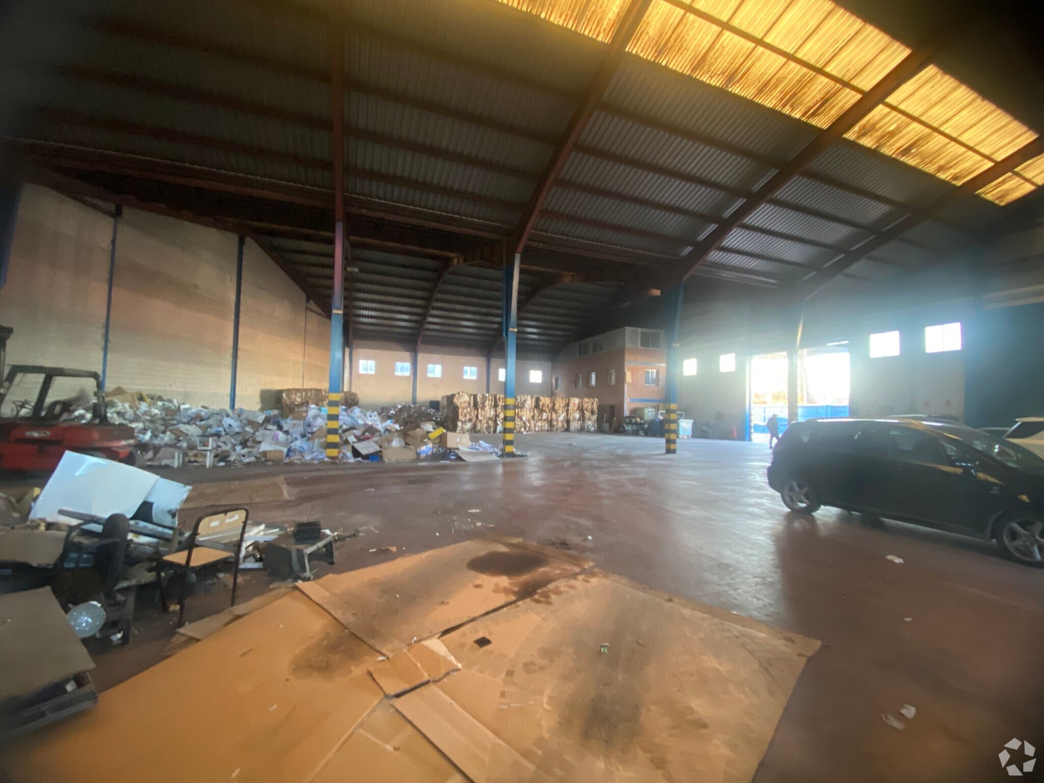 Industrial in Leganés, Madrid to rent Primary Photo- Image 1 of 6