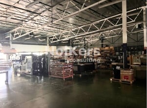 Industrial in Sant Just Desvern, Barcelona to rent Interior Photo- Image 2 of 21