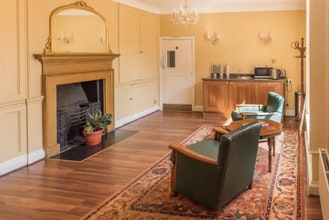 93 High St, Burnham to rent Interior Photo- Image 1 of 3