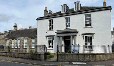 12 Abbey Park Pl, Dunfermline to rent Building Photo- Image 1 of 1