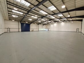 Arkwright Rd, Bedford to rent Interior Photo- Image 1 of 2