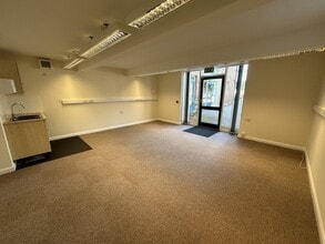 Moorhouse Courtyard, Carlisle to rent Interior Photo- Image 2 of 4