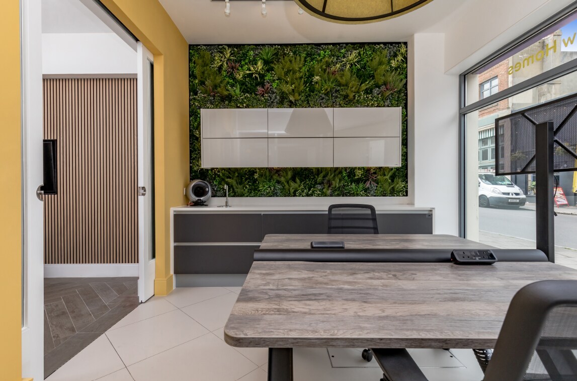 6 North Rd, Brighton to rent Interior Photo- Image 1 of 1