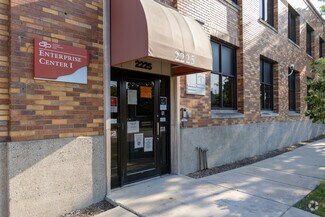 More details for 2225 W Harrison St, Chicago, IL - Office for Rent