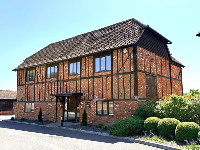 More details for Warren House Rd, Wokingham - Office to Rent