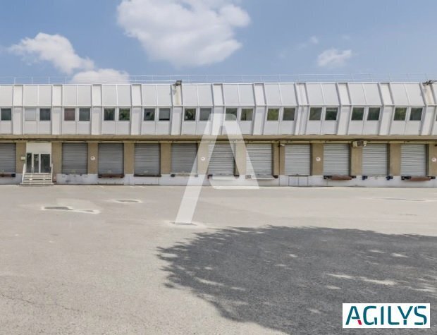 32 Avenue De L'Oceanie, Villejust to rent Building Photo- Image 1 of 10