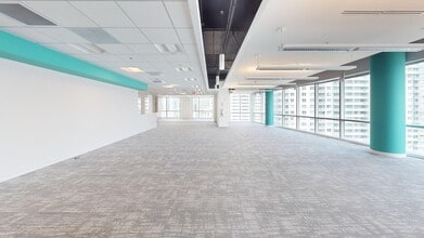1111 Brickell Ave, Miami, FL to rent Interior Photo- Image 2 of 9