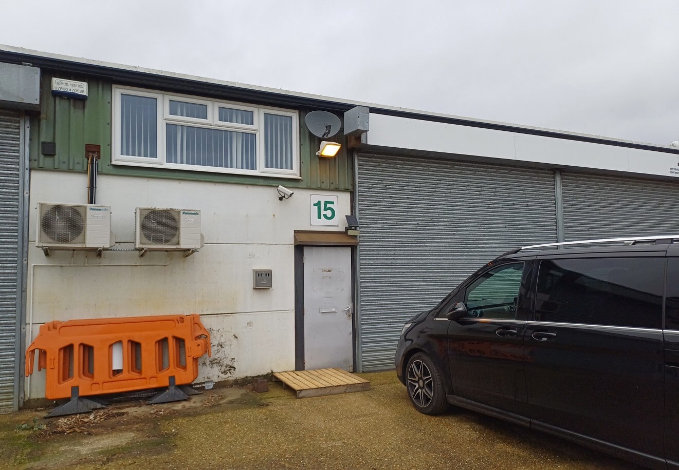 New Rd, Bedford to rent Building Photo- Image 1 of 2