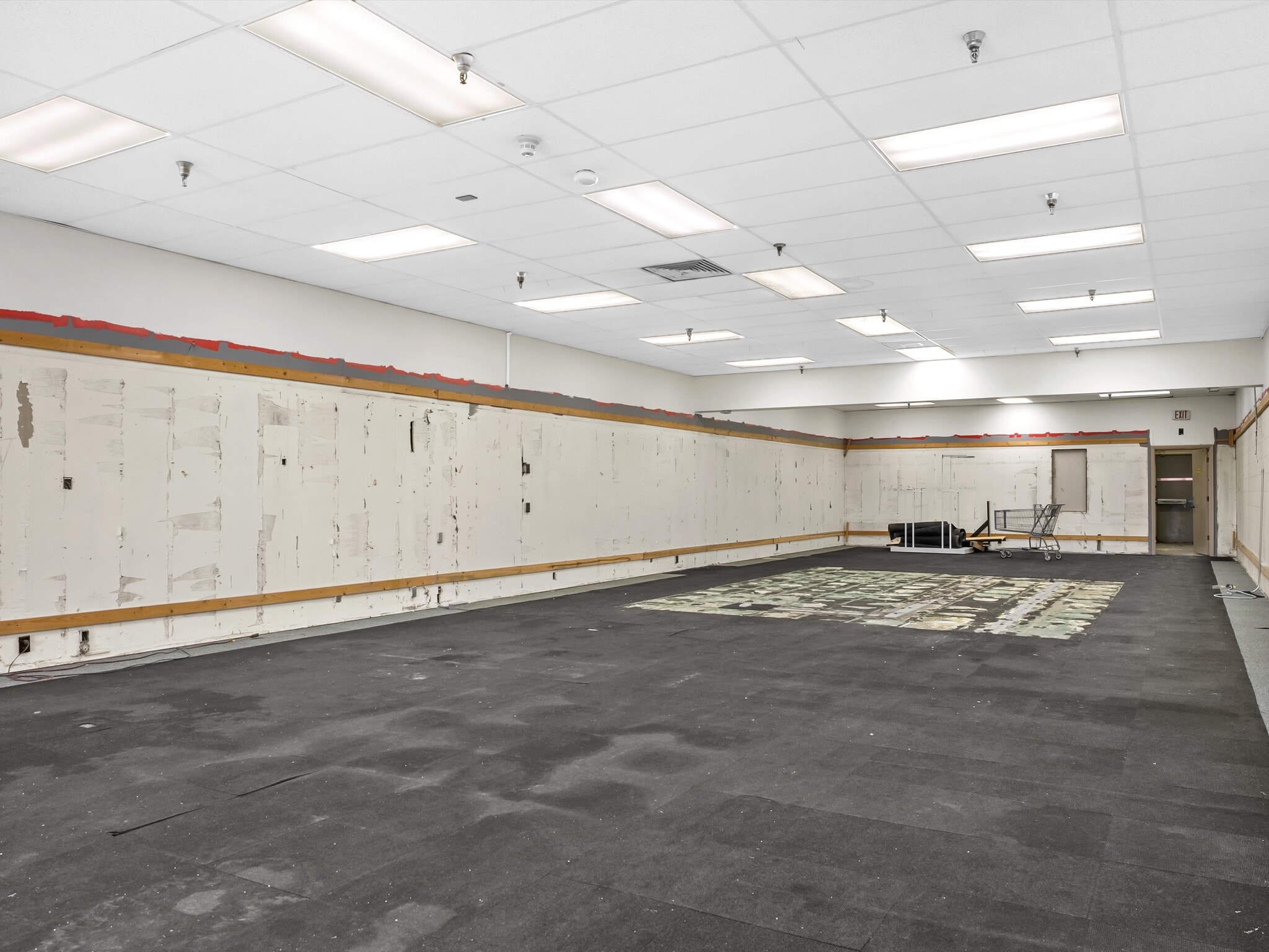 3415 Calumet Ave, Manitowoc, WI to rent Building Photo- Image 1 of 6