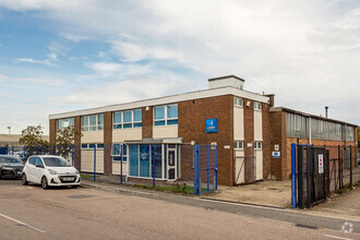 Imperial Way, Croydon for sale Primary Photo- Image 1 of 1