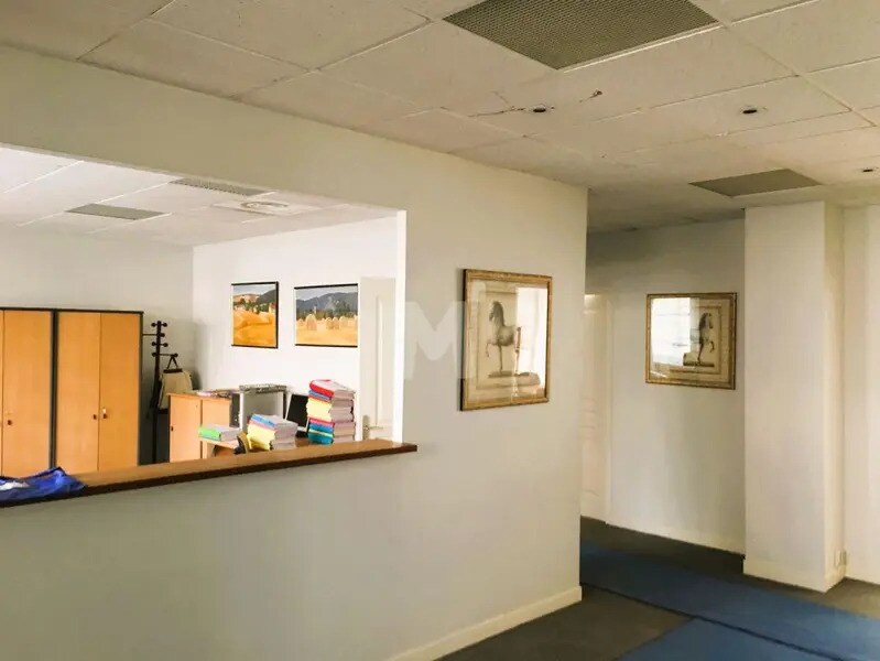 Office in Évry-Courcouronnes to rent Interior Photo- Image 1 of 6