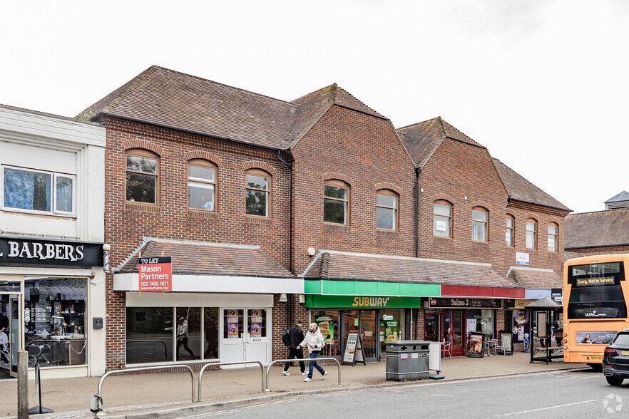 1-7 Market Pl, Didcot to rent - Building Photo - Image 3 of 3