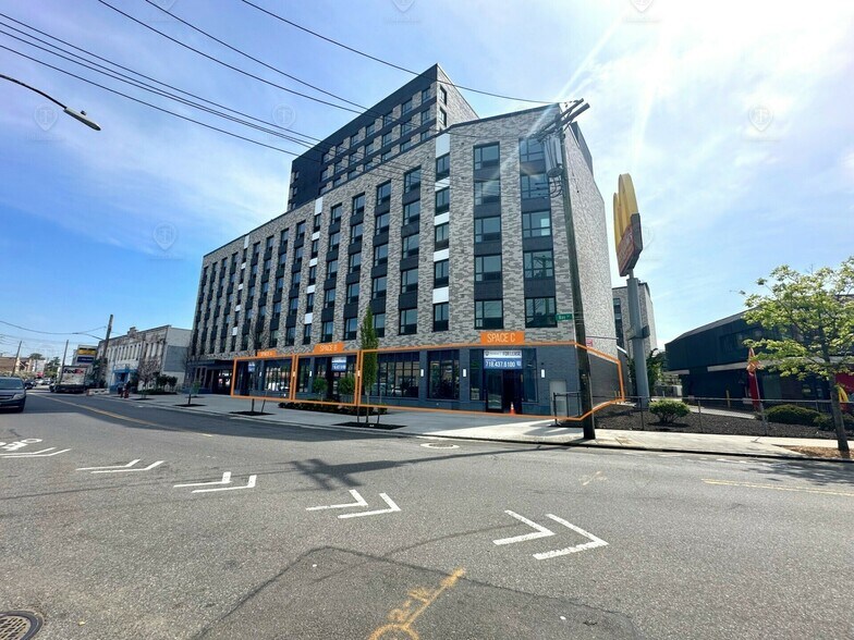 475 Bay St, Staten Island, NY for rent - Building Photo - Image 1 of 2