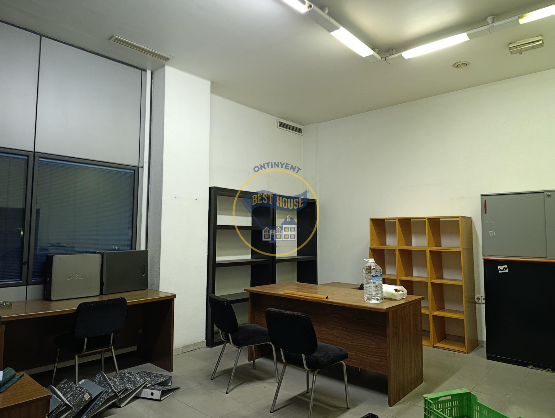 Retail in Ontinyent, Valencia to rent Interior Photo- Image 1 of 21