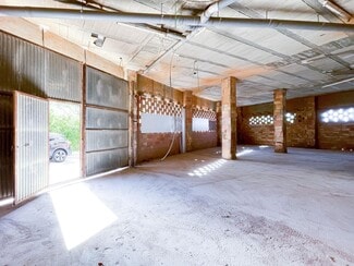 More details for Carrer de la Constitución, 69, Requena - Retail to Rent