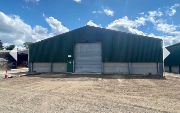 Oare, Thatcham for sale Primary Photo- Image 1 of 1