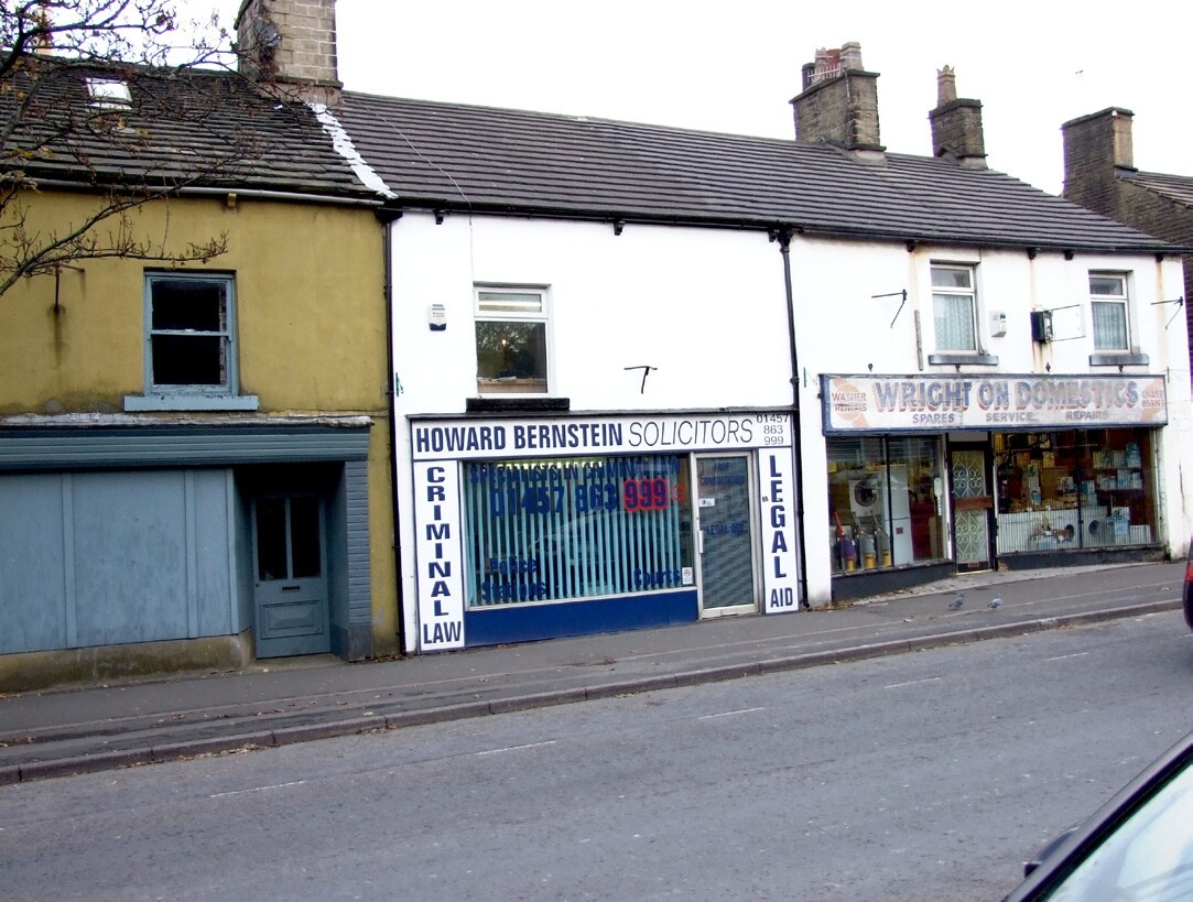 136 High St W, Glossop for sale Primary Photo- Image 1 of 1