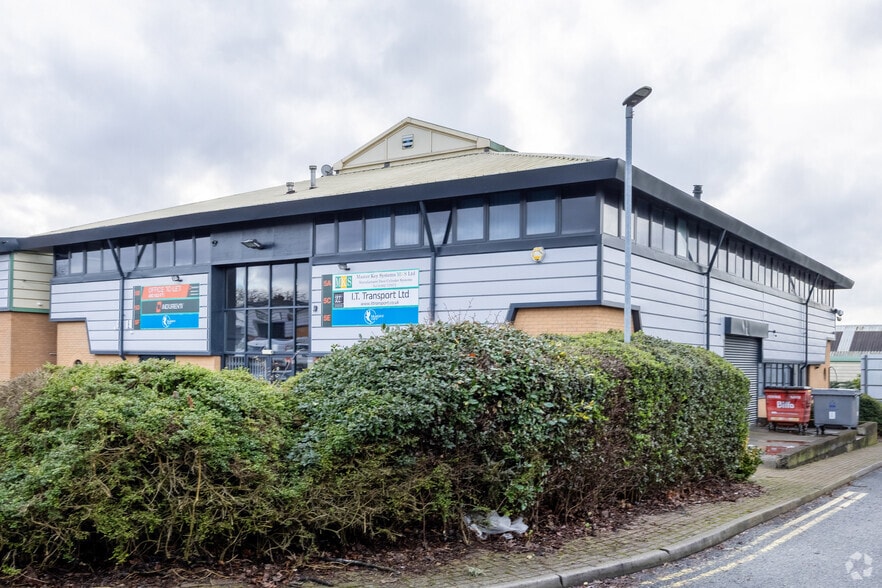 Park Ln, Wolverhampton for sale - Primary Photo - Image 1 of 1