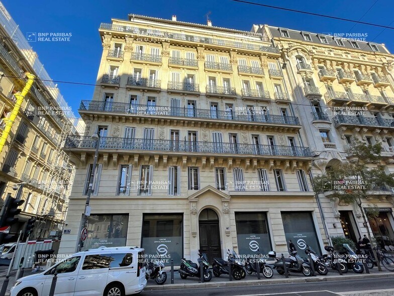 Office in Marseille to rent - Building Photo - Image 3 of 14