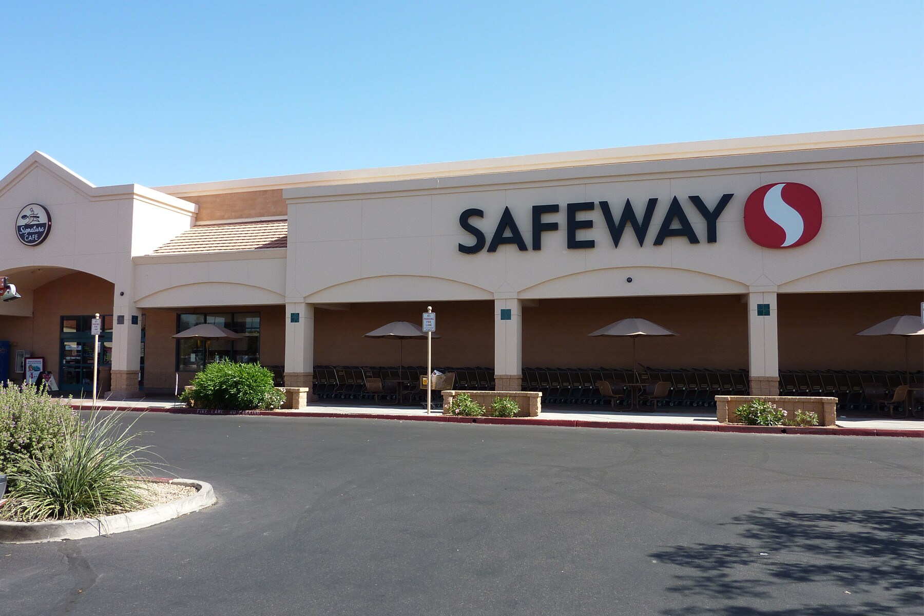 10641 W Olive Ave, Peoria, AZ to rent Building Photo- Image 1 of 2