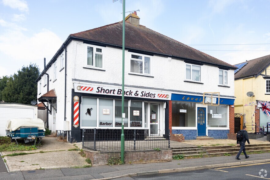 9-11 North Ln, Rustington to rent - Building Photo - Image 2 of 2