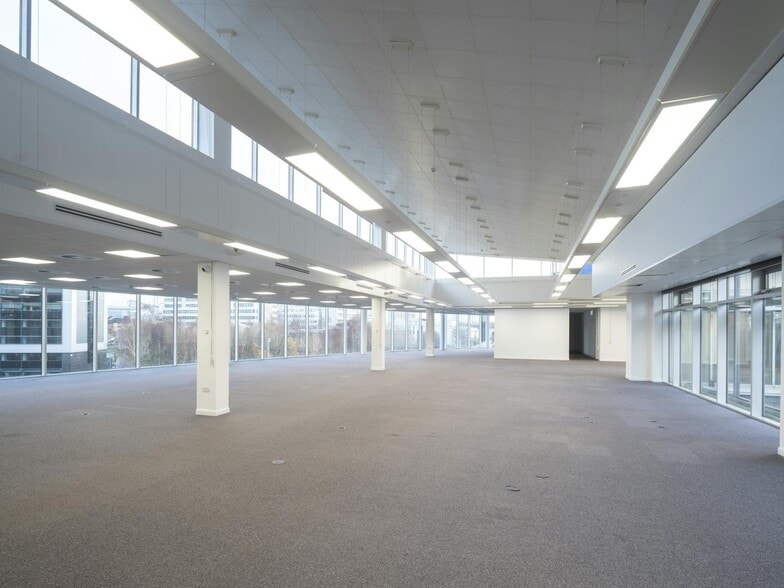 200 Renfield St, Glasgow to rent - Interior Photo - Image 1 of 11