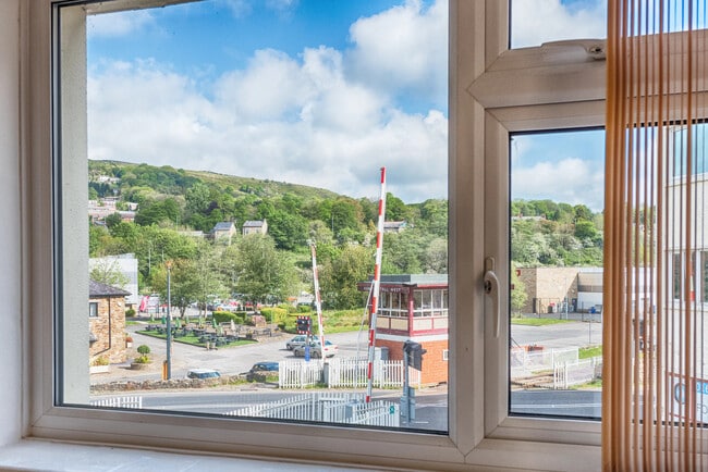 More details for New Hall Hey Rd, Rossendale - Office to Rent