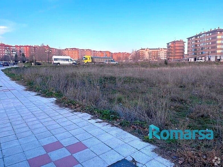 Avenida de la Juventud, Ávila, Ávila for sale - Building Photo - Image 3 of 6