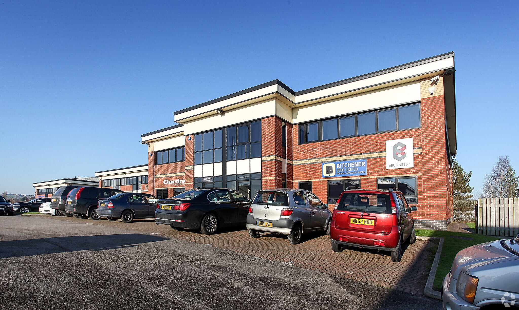 Blakewater Rd, Blackburn to rent Primary Photo- Image 1 of 5