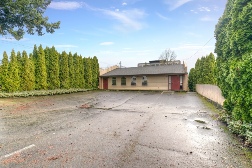 1015 10th Ave SE, Olympia, WA for rent - Building Photo - Image 2 of 30