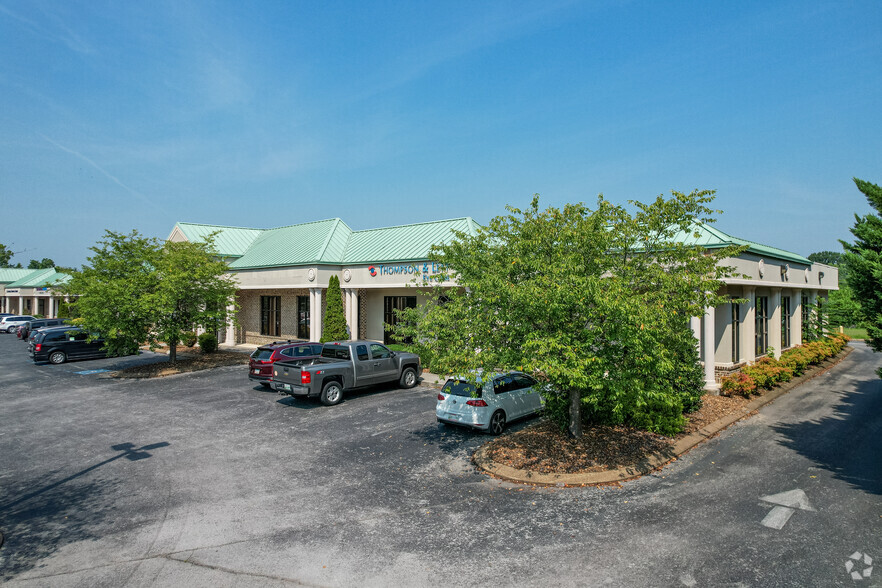 7161 Lee Hwy, Chattanooga, TN for sale - Building Photo - Image 1 of 1