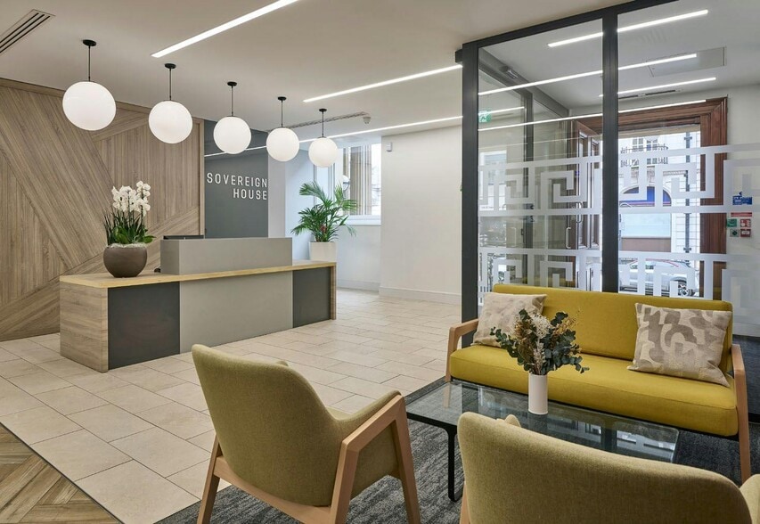 1-2 South Para, Leeds to rent - Building Photo - Image 3 of 10